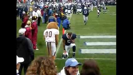Minnesota Golden Gopher mocks Penn State De Jerome Hayes praying at Homecoming 09 