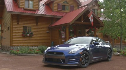 Едно епично пътуване с най -нoвият: 2014 Nissan Gt-r Black Edition