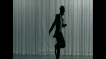 Ne - Yo Miss Independent