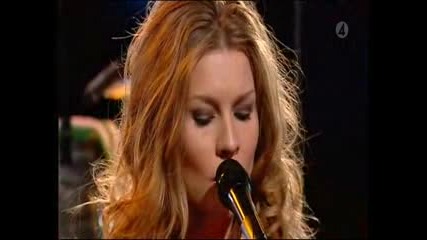 Pernilla Andersson - Vintern Blev For Lang (live Nyhetsmorgon