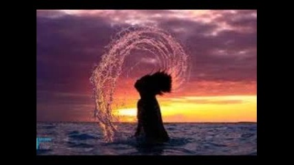 /prevod/ Jennifer Lopez - Alive