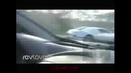 Bugatti Veyron vs Mclaren Slr.