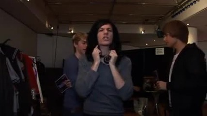 One Direction - Quickfire Niall vs Liam