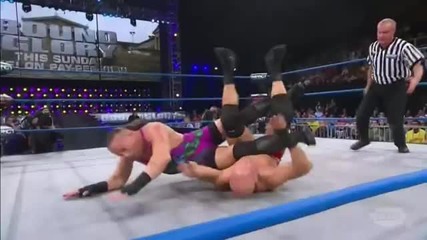 Leg Scissors Roll Up - Rob Van Dam