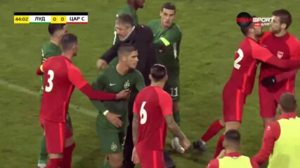 Десподов и Бандаловски нажежиха страстите, Любо Пенев отиде да ги разтървава