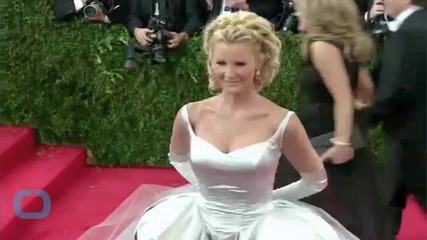 Sandra Lee Rescues a Baby Seal