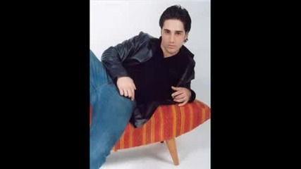 David Bustamante dos Hombres Y Un Destino