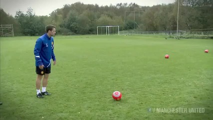 Кой има най-добър завършващ удар -берба, Оуен или Нани?