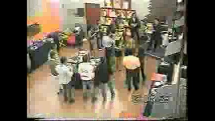 Paola Y Gato En Big Brother(разходка Из Къщата)