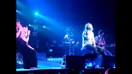 Kelly Clarkson Already Gone Live Acoustic Version Fantasy Springs Casino, Indio, California 