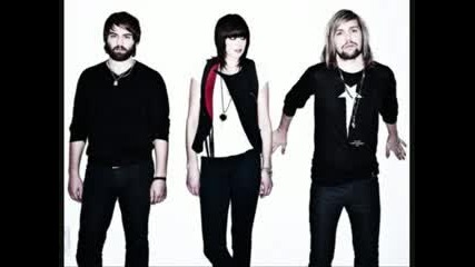 Band Of Skulls - Death By Diamonds And Pearls