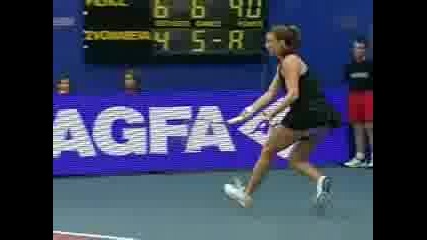 Mary Pierce - Лошо Падане !.mp4