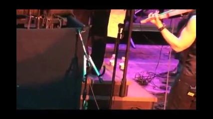 Kansas and Symphony ( Live 2009) - Hold On / Peaceful and Warm (excerpt) 