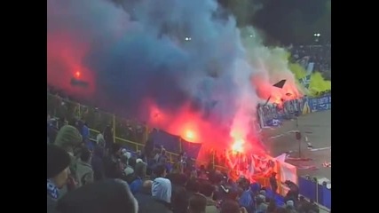 Сектор Б се раздава докрай
