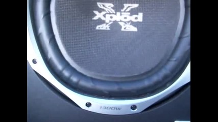 Black and Yellow on Sony Xplod 1300w Subwoofer 2012 Hq