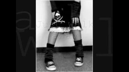 Five Finger Death Punch - Walk away + Lyrics Video - Sara Scaryifing