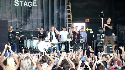 Simple Plan - I'd Do Anything - Warped Tour 2011 In Dallas!