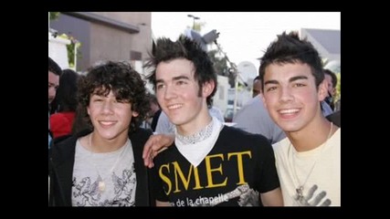 Jonas Brothers - Summertime Anthem [lyrics]