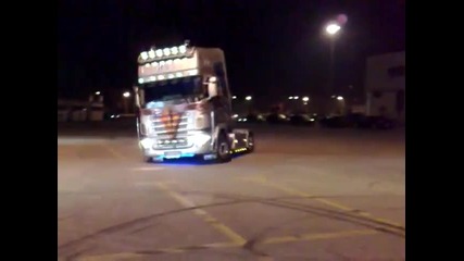 Scania V8 Power burnout