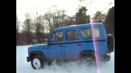Uaz Hunter Sniezny Pojazd