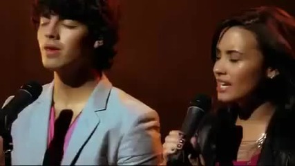 jonas, demi , selena , miley - Send It On 