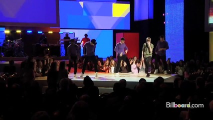 Justin Bieber - Baby Live! 2010 