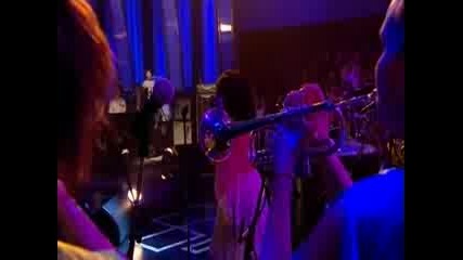 Bjork - The Anchor Song Live Holland 2007