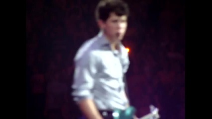 Jonas Brothers Sos Bok Center World Tour 2009 