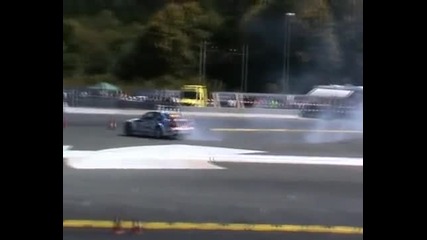 Bmw E36 M3 Gtr - Burnout and Drift