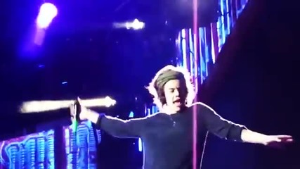 Harry Styles - 'i'm masculine, I promise!'