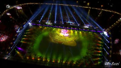 Shakira - Waka Waka ( Wolrd Cup Closing Ceremony 2010 ) 