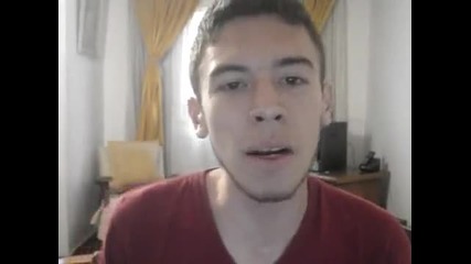 Американец Пее На Български :
