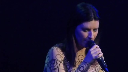 Laura Pausini ~ She (uguale a lei) - Live Paris 2014