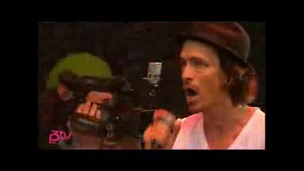 Incubus - Drive ( Live At Hove Festival 07