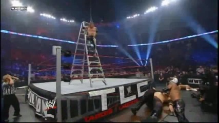 Edge - Diving Splash off a Ladder to a Table
