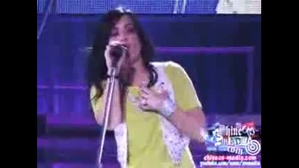 Demi Lovato - Remember December /live/