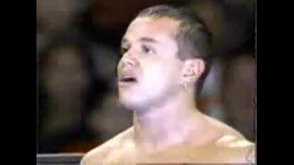 Rey Mysterio си сваля маската