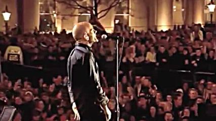 R. E. M. - Losing My Religion / Live from Trafalgar Square 2001