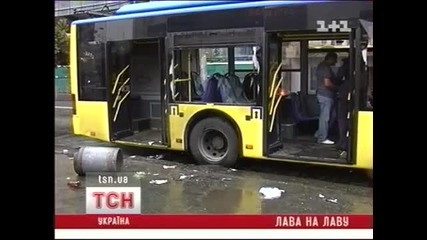 Масов бой между крайно десни и леви на Динамо и Арсенал Киев