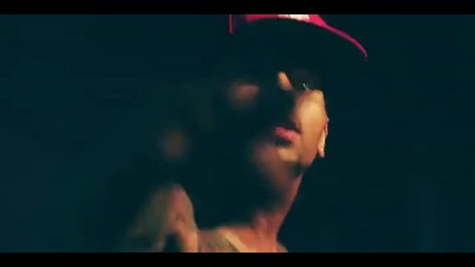 Chris Brown feat. Tyga - Snapbacks Back