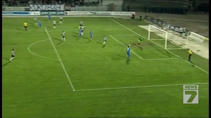 Втори гол на Валери Божинов с екипа на Левски
