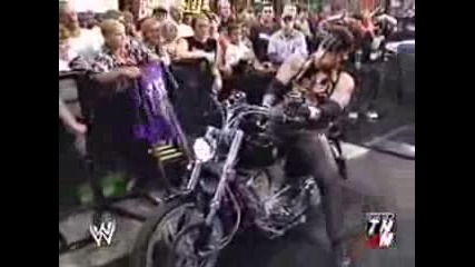 WWE Undertaker Vs Jeff Hardy Ladder Match