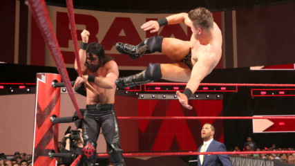 Seth Rollins vs. The Miz: Raw, Feb. 26, 2018
