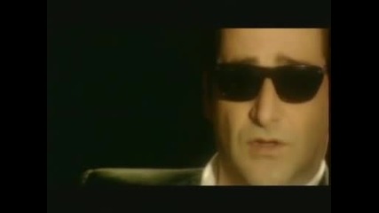 Vasilis Karras - Aporw an aisthanesai typseis