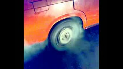 Lada 2105 Запали Гумите
