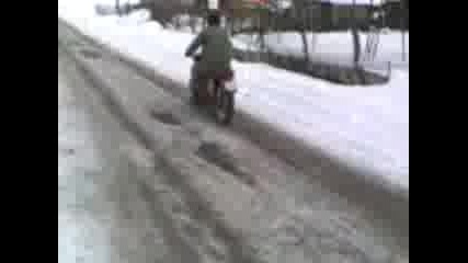 Мотоциклет Балкан 250 На Лед
