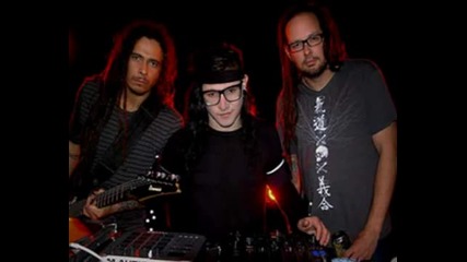 Korn feat. Skrillex - Get Up