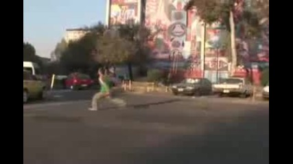 Максимални Изроди - Football