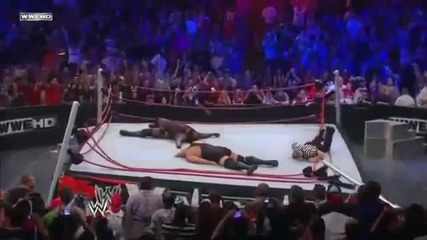 Wwe Big Show and Mark Henry Break the Ring 2012