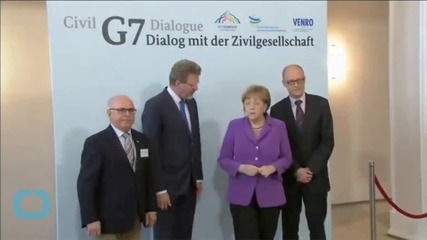 Poll Shows a Third of Germans Feel Deceived By Merkel in Spy Row